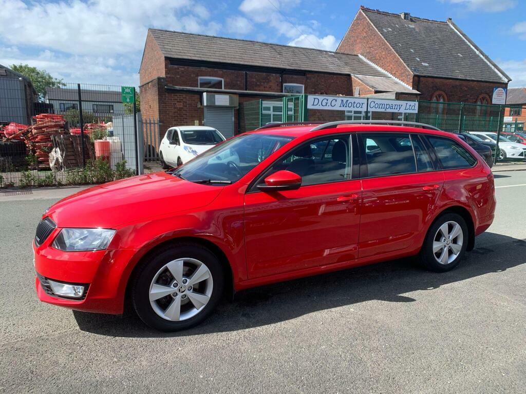 Skoda Octavia 1.6 Tdi Greenline III Euro 5 S S Red #3