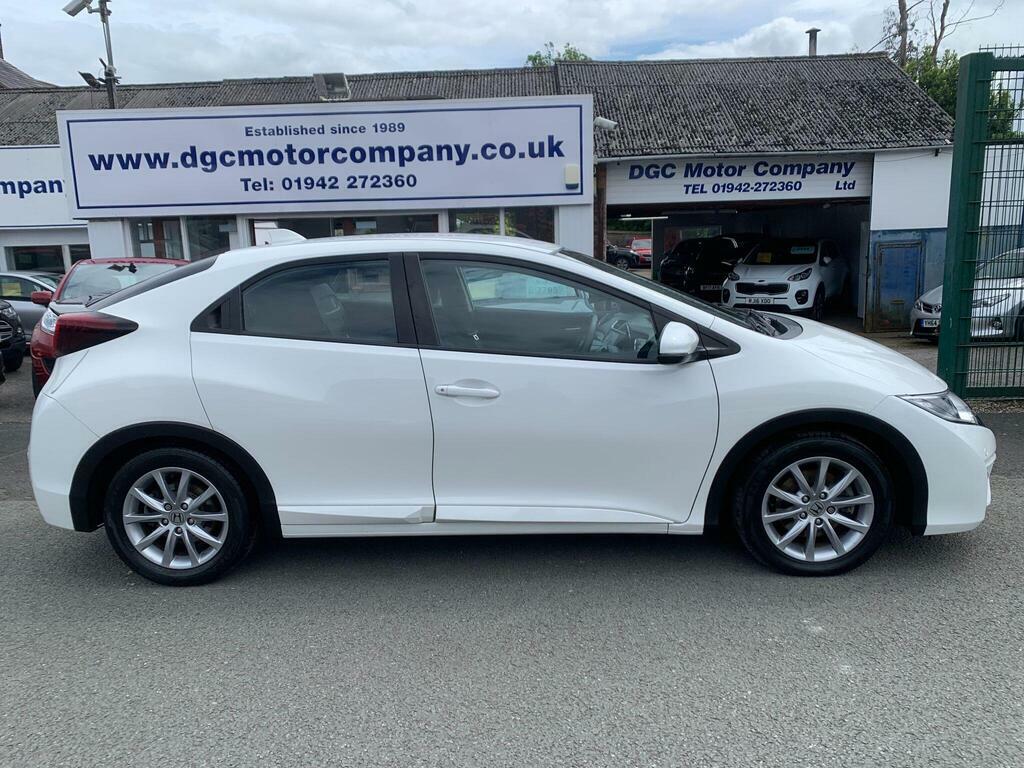 Honda Civic 1.6 I-dtec Se Plus Navi Euro 5 S S OV16XXK White #3