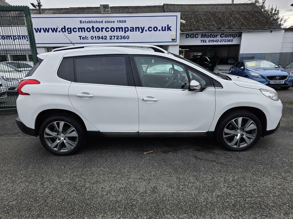 Peugeot 2008 1.6 E-hdi Feline Euro 5 S S White #2