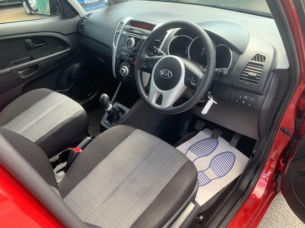 Kia Venga 1.4 Ecodynamics 2 Euro 5 Ss Black #9
