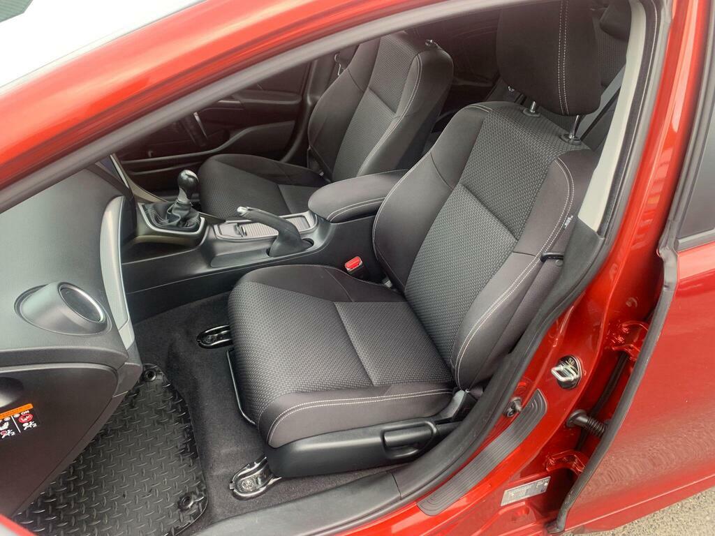Honda Civic 1.4 I-vtec Sport Red #14