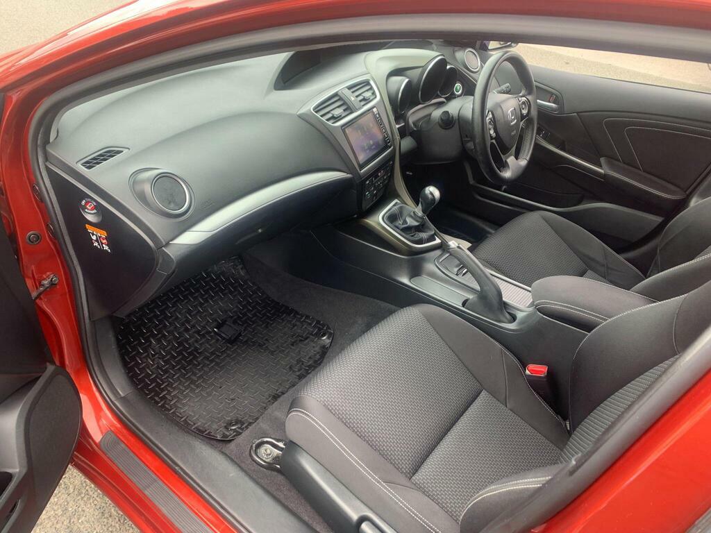 Honda Civic 1.4 I-vtec Sport Red #13