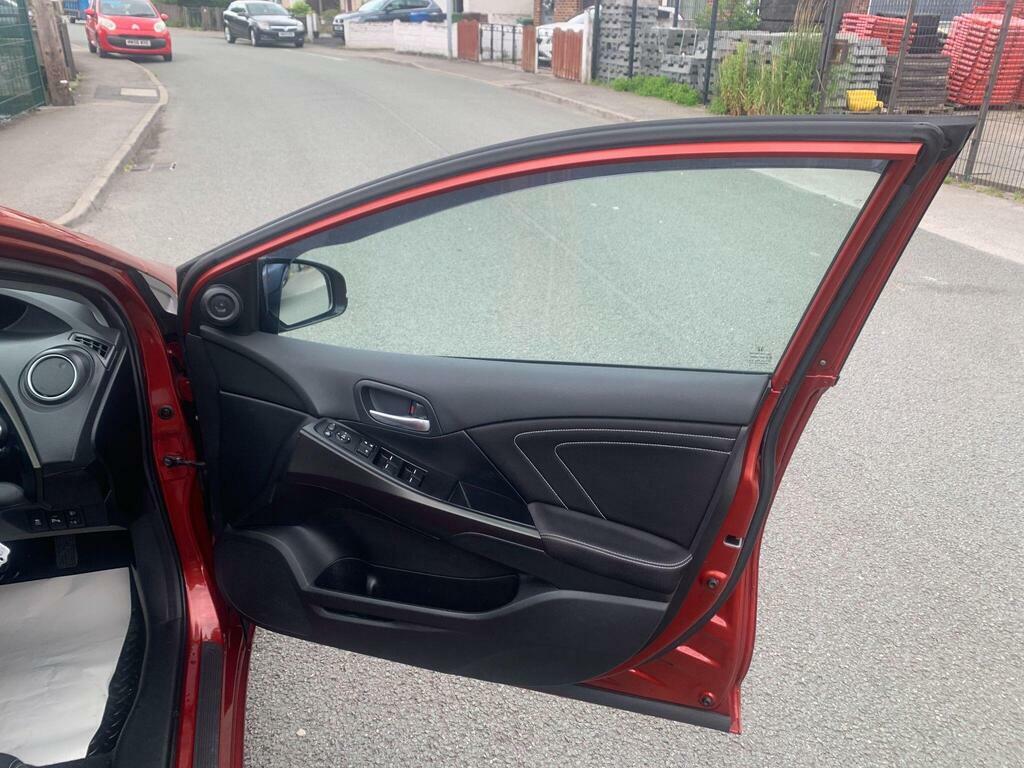Honda Civic 1.4 I-vtec Sport Red #27