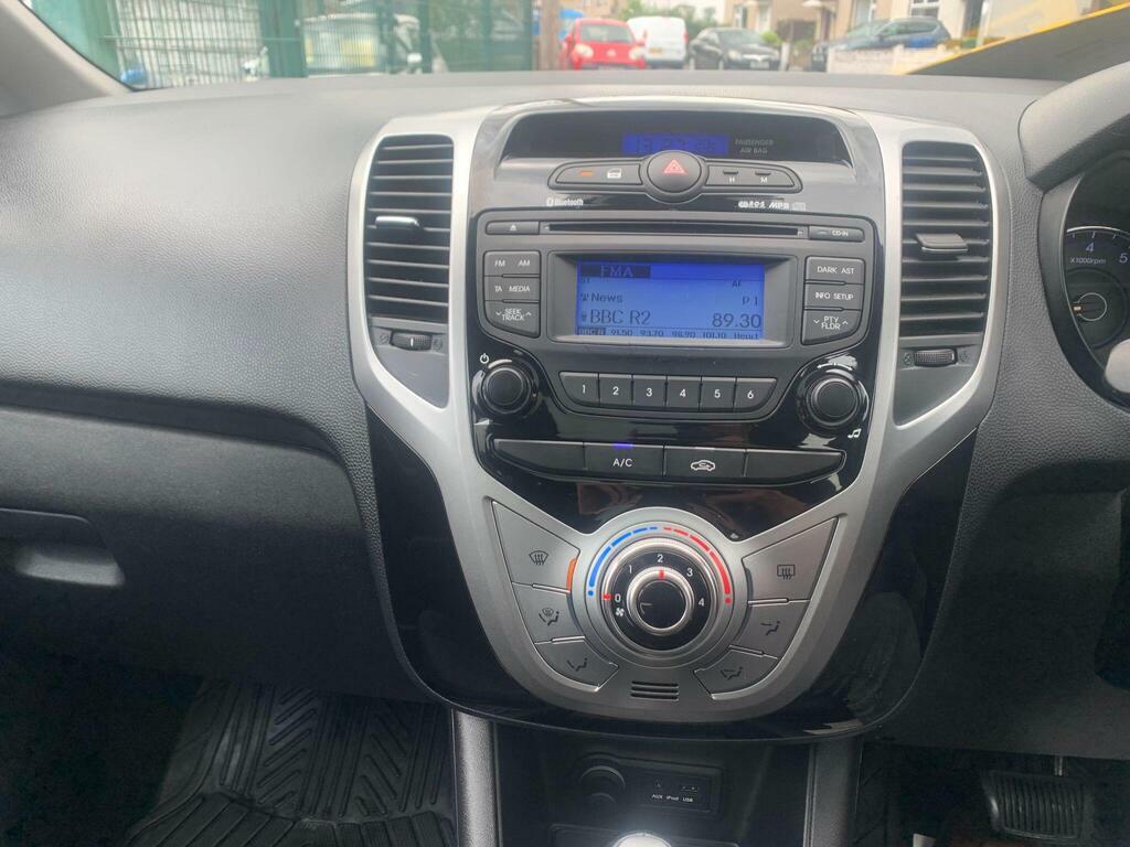 Hyundai Ix20 1.4 Style White #17