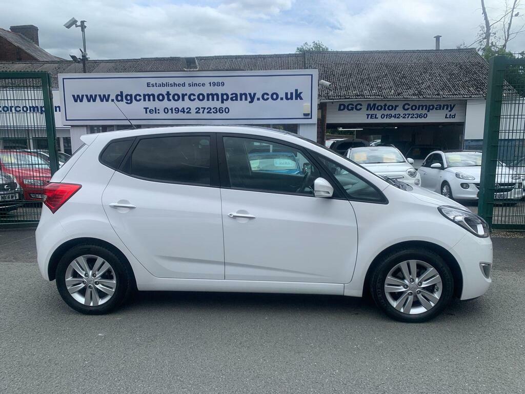 Hyundai Ix20 1.6 Style Euro 5 White #4