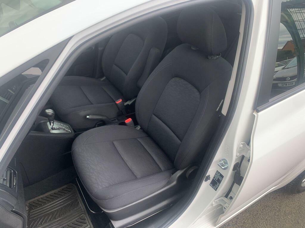 Hyundai Ix20 1.4 Style White #13
