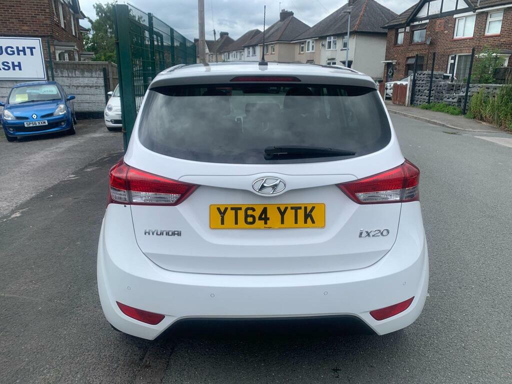 Hyundai Ix20 1.4 Style White #8