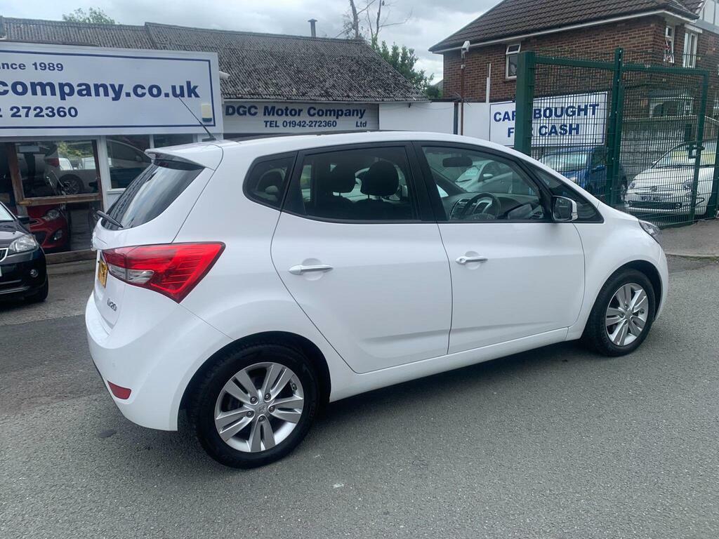 Hyundai Ix20 1.4 Style White #7