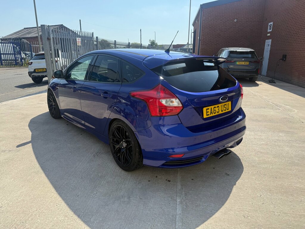 Ford Focus 2.0T Ecoboost St-3 Hatchback Eur Blue #4