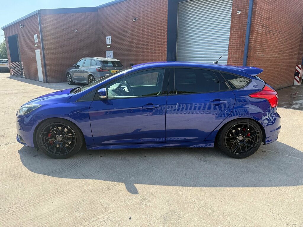 Ford Focus 2.0T Ecoboost St-3 Hatchback Eur Blue #5