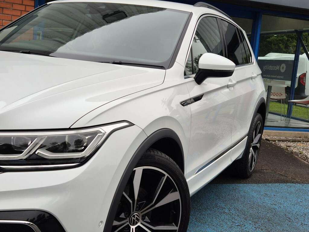 Volkswagen Tiguan R-line Tdi S-a White #3