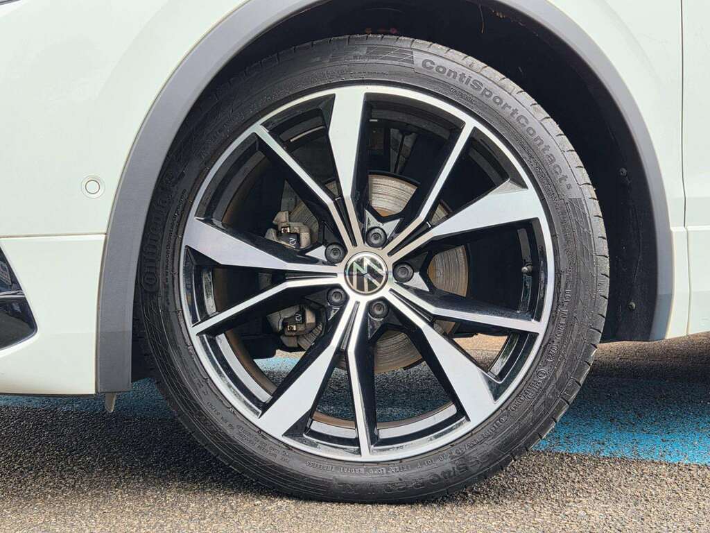 Volkswagen Tiguan R-line Tdi S-a White #5