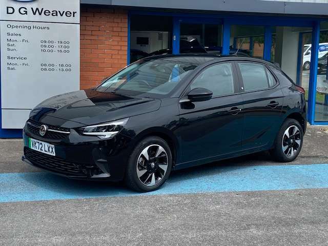 Vauxhall Corsa-e E Se Premium Black