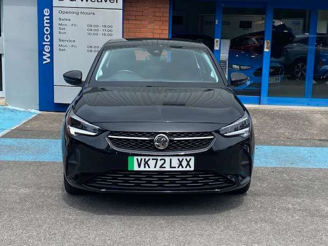 Vauxhall Corsa-e E Se Premium Black #2