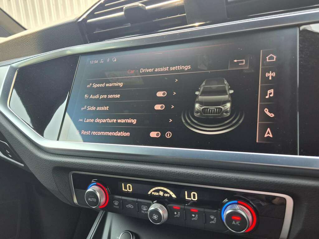 Audi Q3 35 Tfsi Sport S Tronic Blue #36