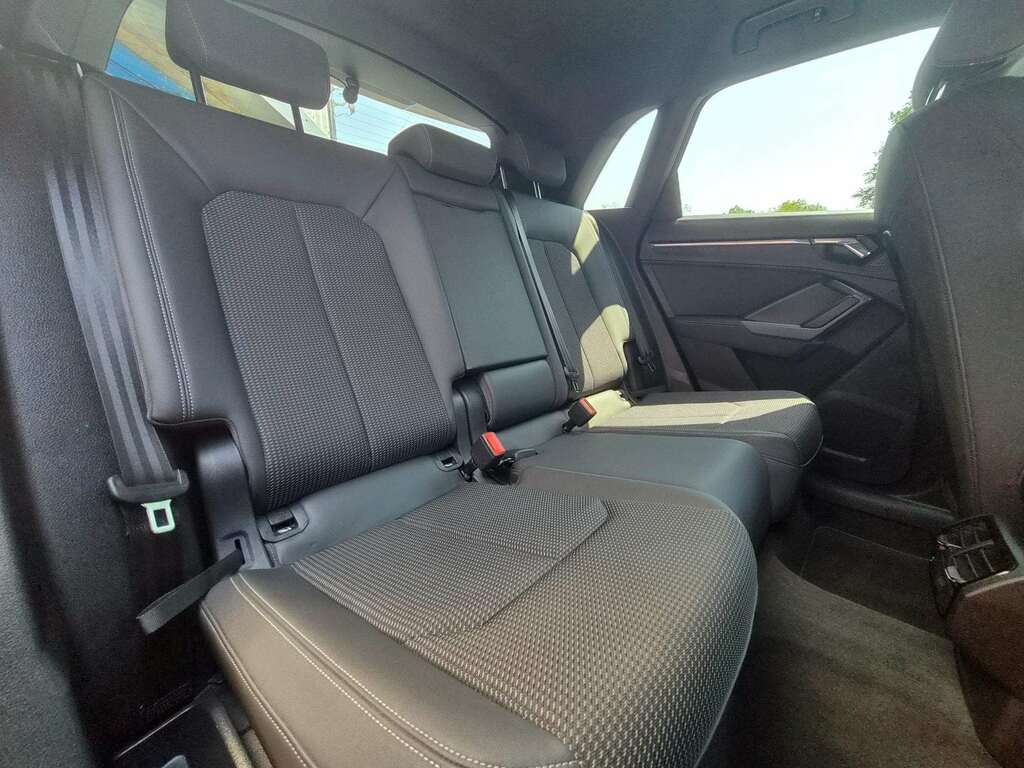 Audi Q3 35 Tfsi Sport S Tronic Blue #17