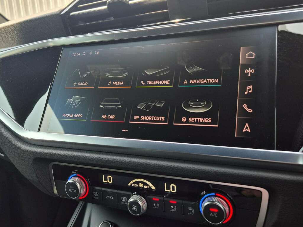 Audi Q3 35 Tfsi Sport S Tronic Blue #32