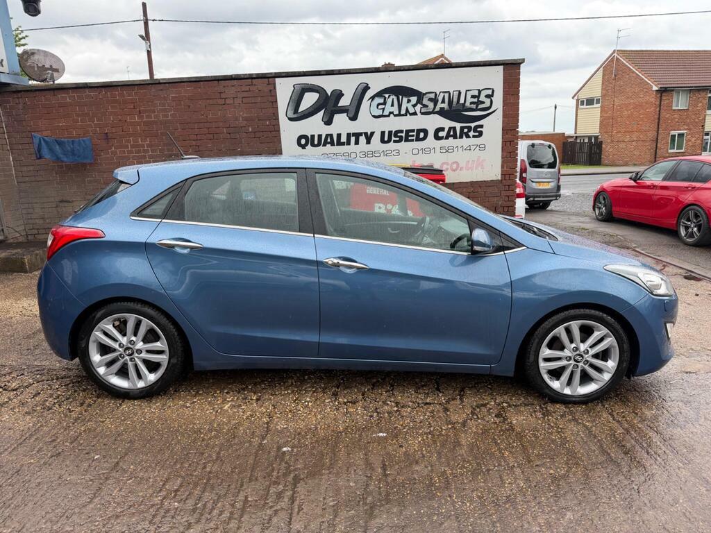Hyundai I30 1.6 Crdi Blue Drive Premium Euro 6 S S E065BVZ Blue #2