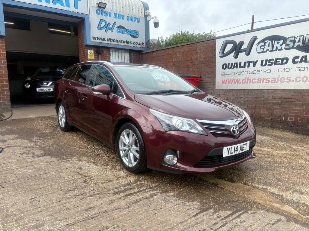 Toyota Avensis 2.0 D-4d Icon Business Edition Tourer Euro 5 Red