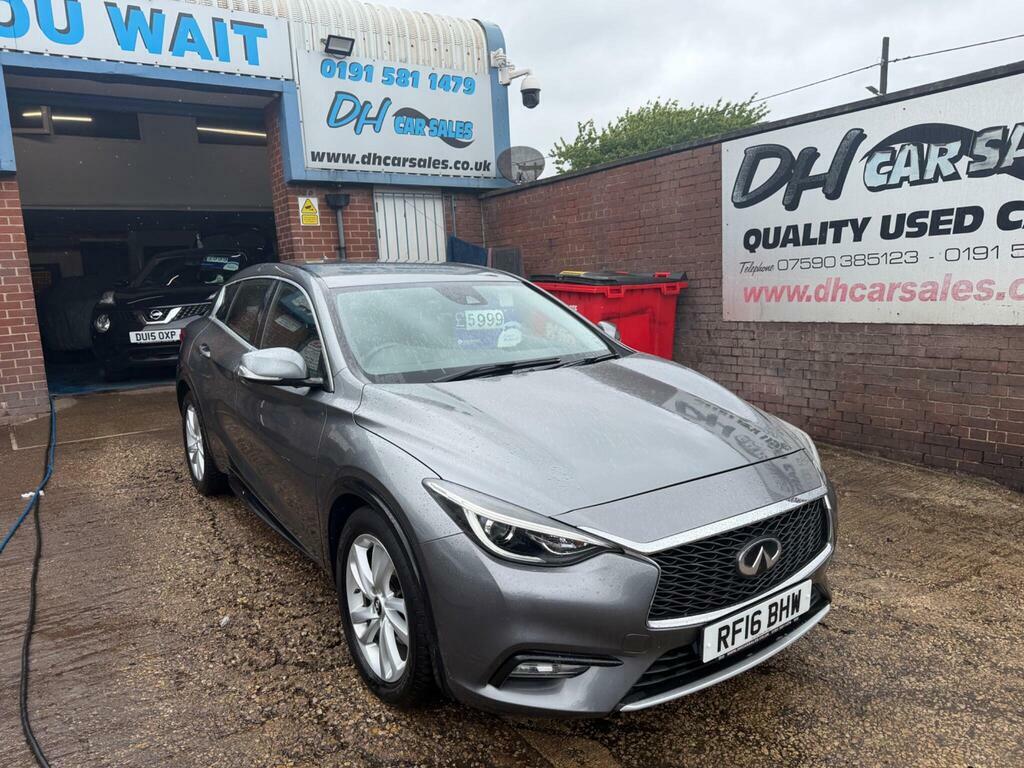 Infiniti Q30 Hatchback Grey #10