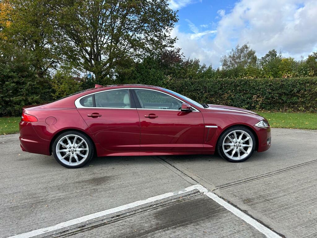 Jaguar XF Premium Luxury Red #3