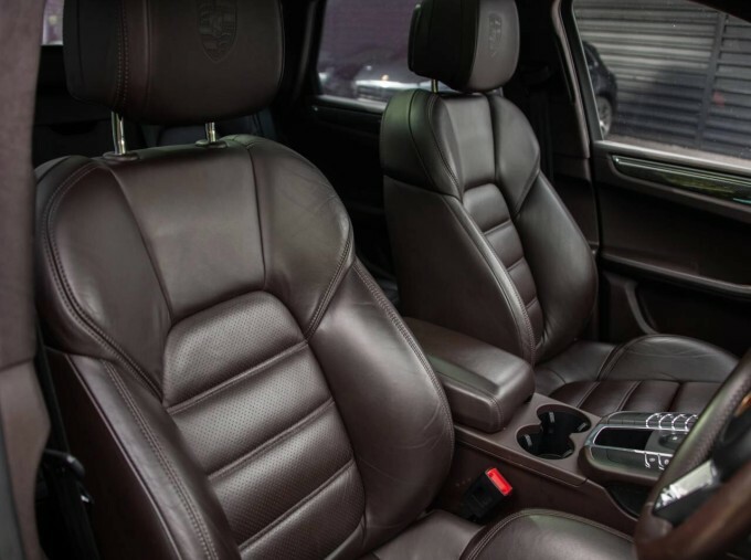 Porsche Macan V6 Turbo Pdk Euro 6 FM69YGW Black #5