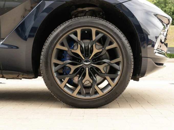 Aston Martin DBX V8 Euro 6 Blue #4