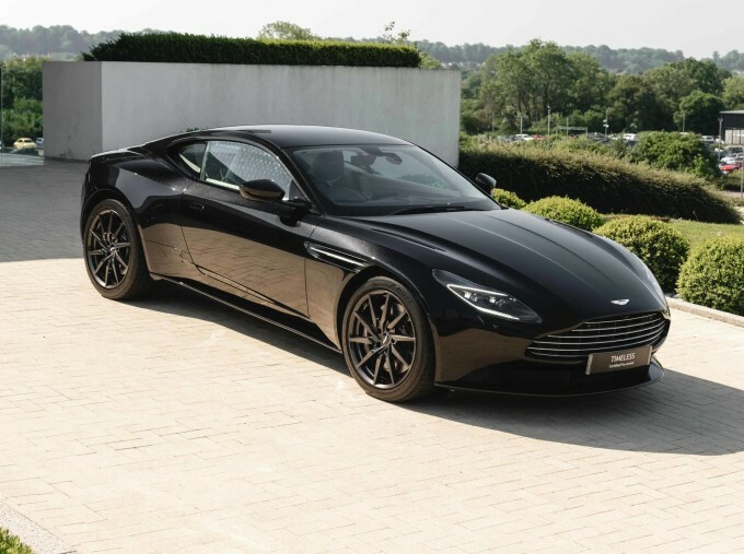 Aston Martin DB11 V8 Euro 6 Black