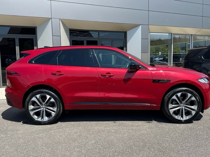 Jaguar F-Pace D200 Mhev R-dynamic Hse Black 90Th Anniversary Edi KW74FFP Red #5