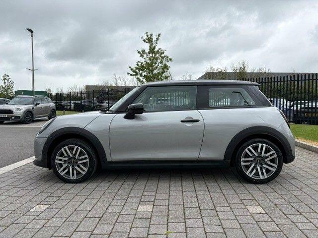 Mini Hatch 1.5C Classic Steptronic Euro 6 Silver #4