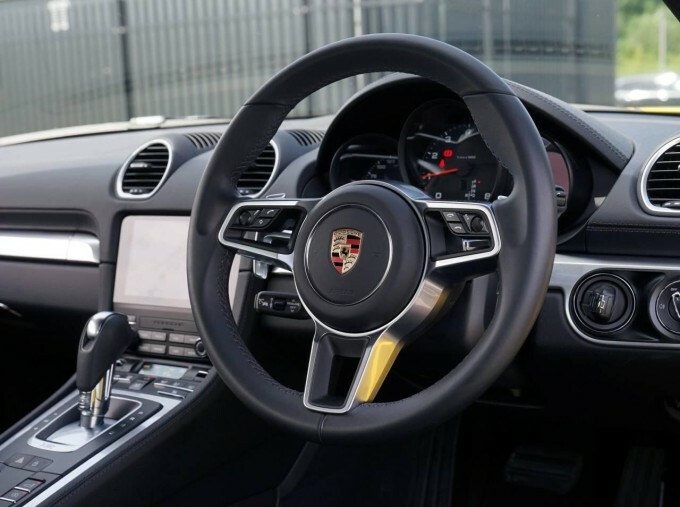 Porsche 718 Cayman Pdk Euro 6 Yellow #4
