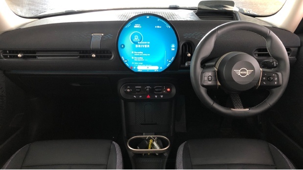 Mini Hatch 1.5C Classic Steptronic Euro 6 GF24VAH Black #4