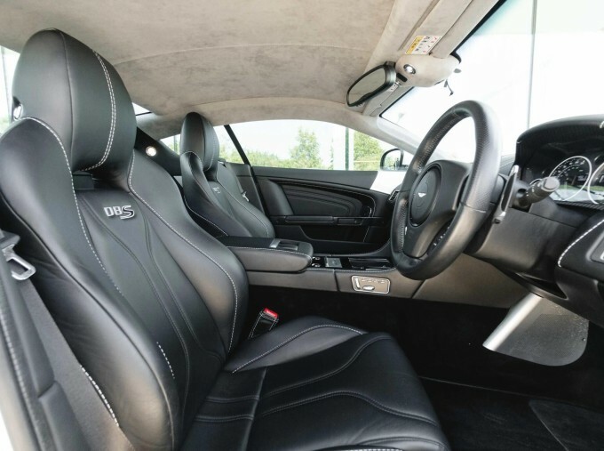 Aston Martin DBS Dbs V12 22 Black #24