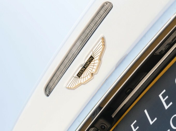 Aston Martin DBS Dbs V12 22 Black #23