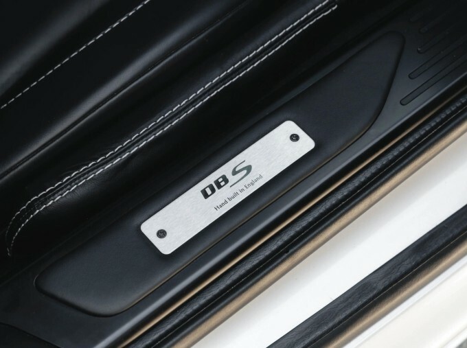 Aston Martin DBS Dbs V12 22 Black #35
