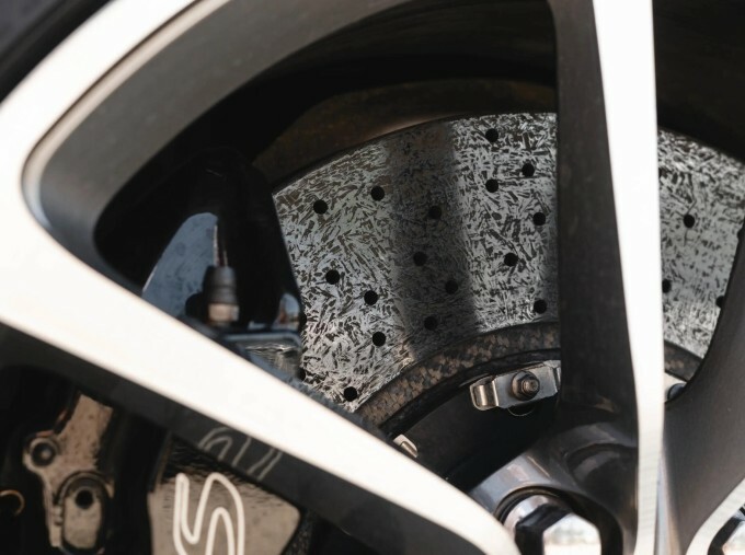 Aston Martin DBS Dbs V12 22 Black #18