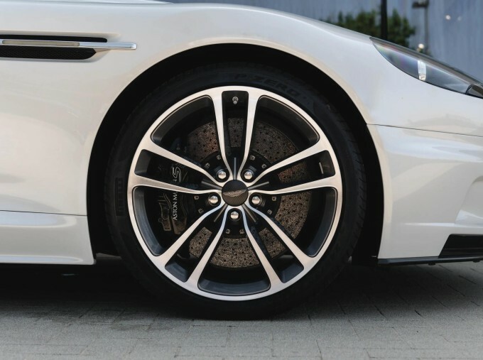Aston Martin DBS Dbs Coupe White #4