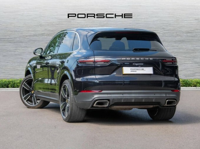 Porsche Cayenne V6 Tiptronics Euro 6 VN71WUP Black #3