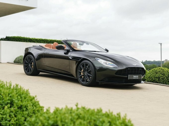 Aston Martin DB11 V8 Volante Euro 6 Green