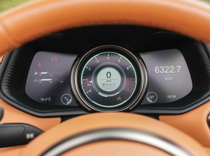 Aston Martin DB11 V8 Volante Euro 6 Green #5