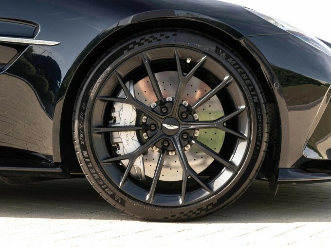 Aston Martin Vantage V8 Euro 6 Black #4
