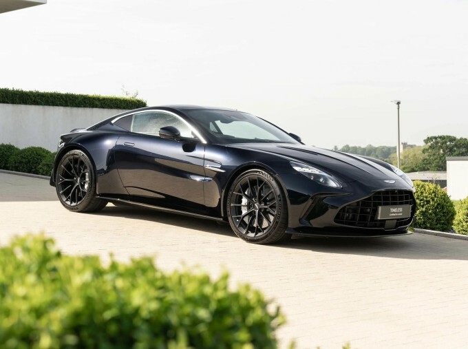 Aston Martin Vantage V8 Euro 6 Black