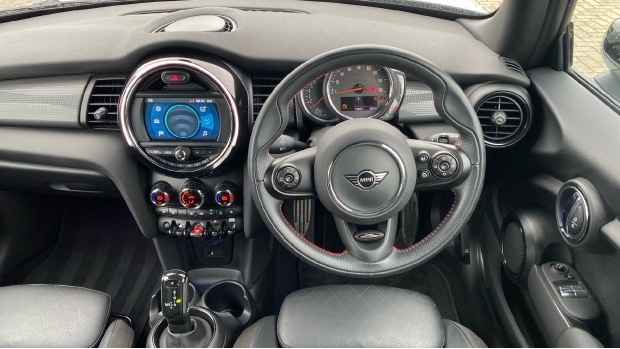 Mini Hatch Cooper Sport Steptronic Euro 6 3-Door ML21LZC White #5