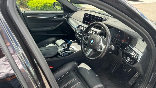 BMW 5 Series 520I Mht M Sport Steptronic Euro 6 Grey #6