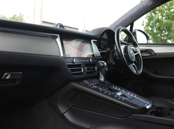 Porsche Macan V6 Turbo Pdk Euro 6 Grey #3
