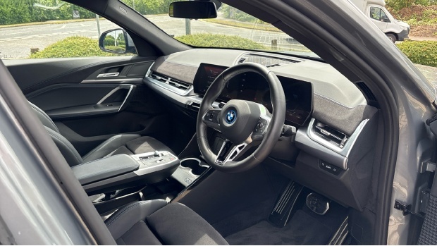 BMW iX2 20 66.5Kwh M Sport Edrive 11Kw Charger YY74KPF Grey #6