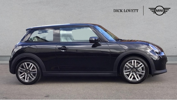 Mini Hatch 1.5C Classic Steptronic Euro 6 3-Door RX75SZD Black #3