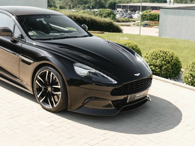 Aston Martin Vanquish Volante Blue #9