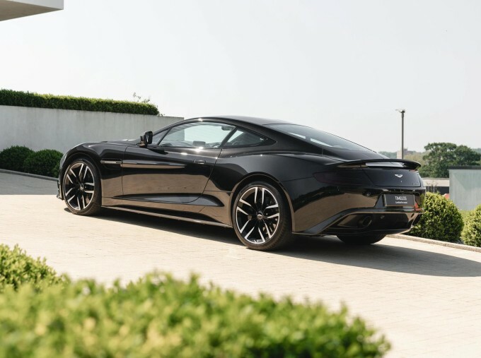 Aston Martin Vanquish Volante Blue #2