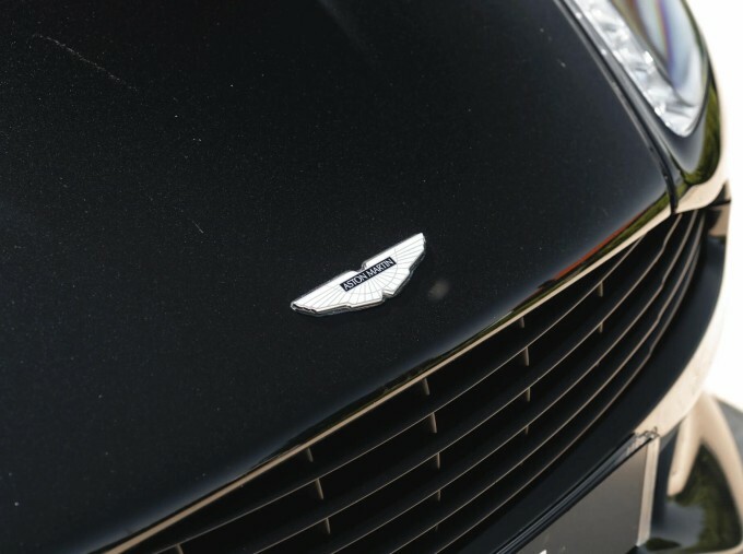Aston Martin Vanquish Volante Blue #10